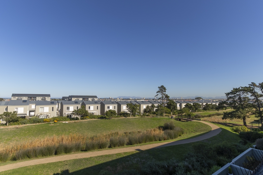 2 Bedroom Property for Sale in Somerset Lakes Western Cape
